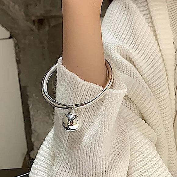 NEW STERLING SILVER CHARM BALL BANGLE BRACELET - Picture 3 of 14